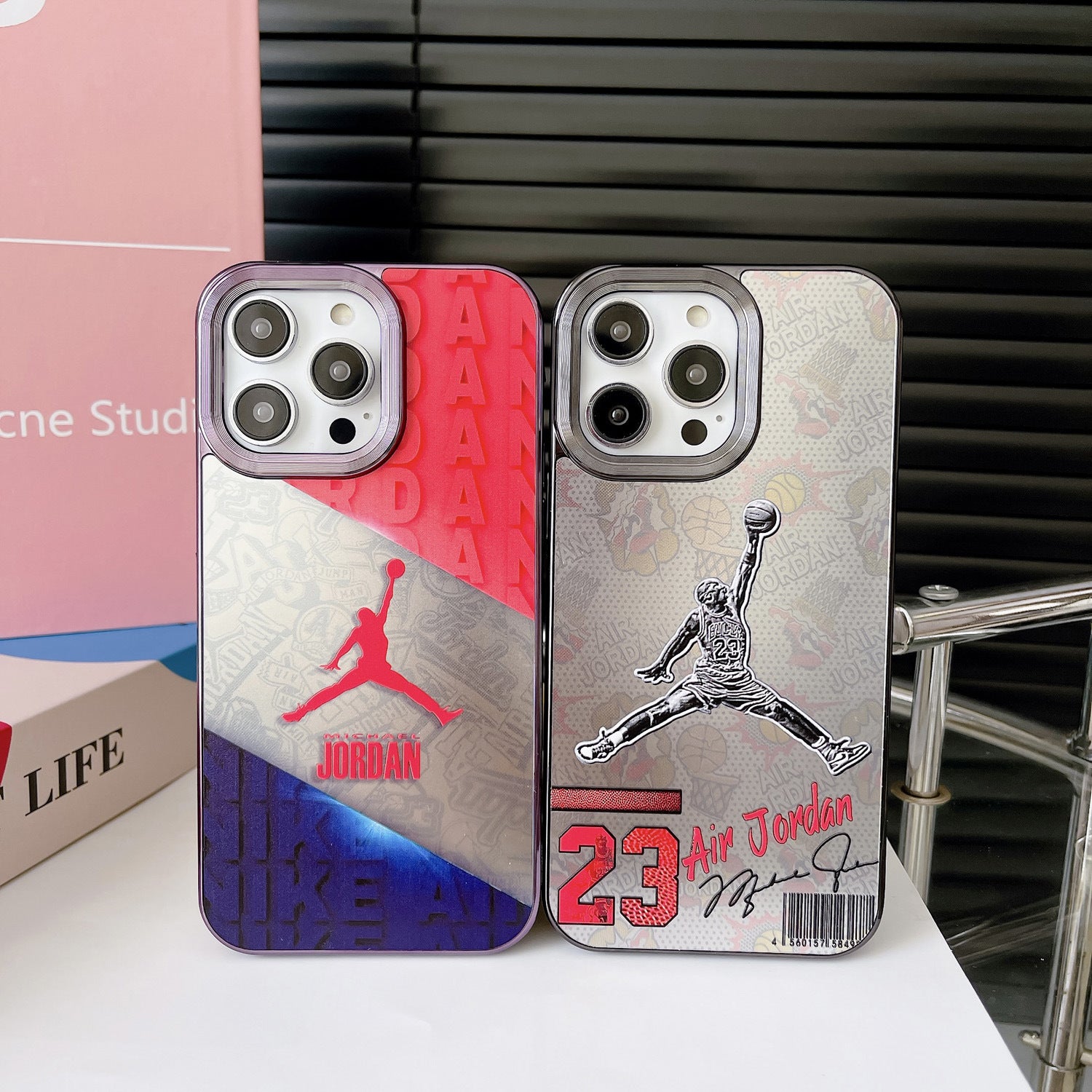 Air Jordan iPhone Case Carbon Fiber Frame