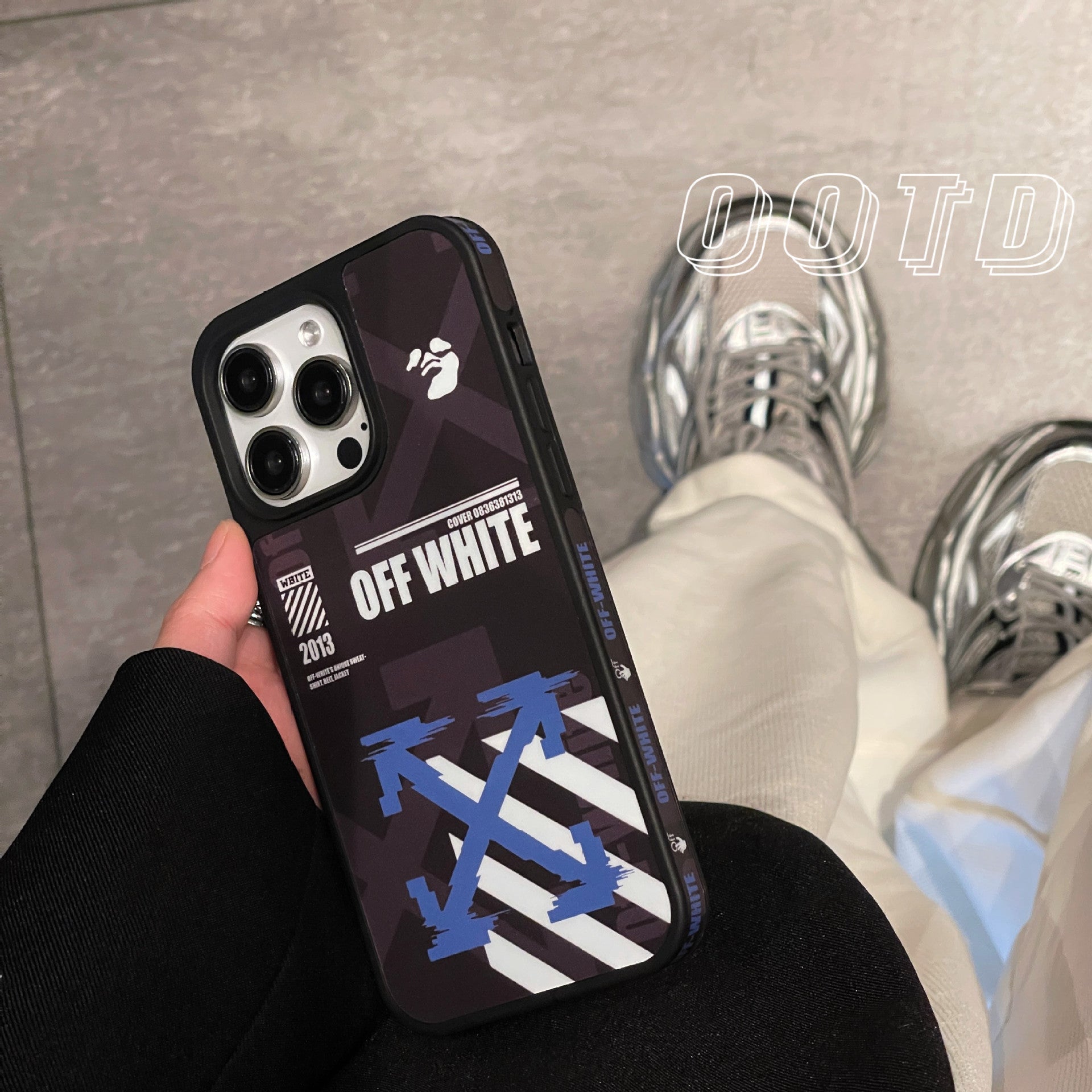 Off-White iPhone Case Street Stripe