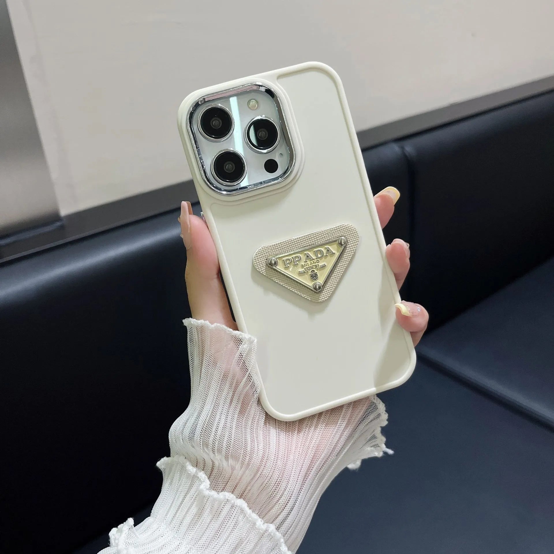 PD Simple Metal Triangle Label iPhone Case