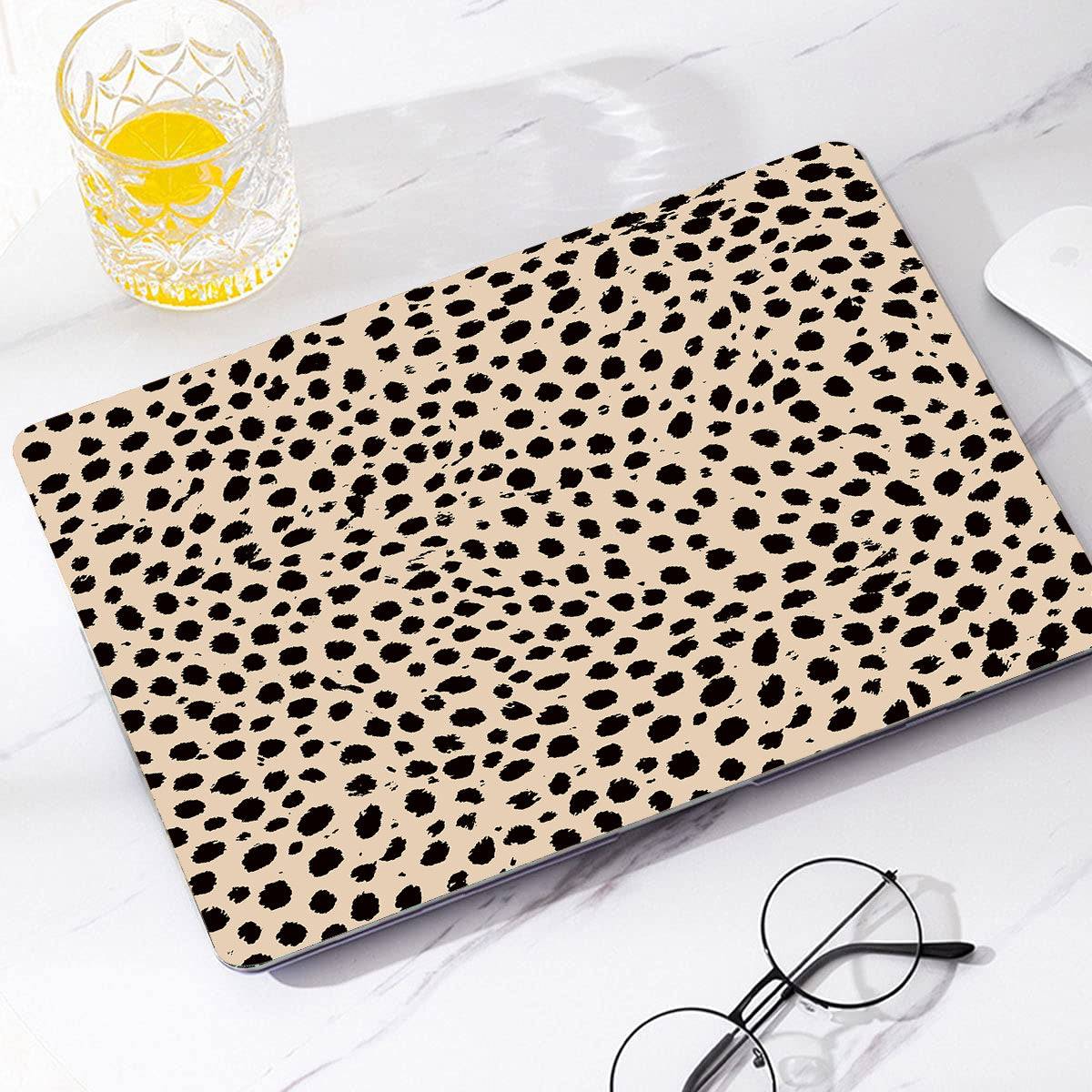 Leopard | Macbook case customizable Logo shines through - BELKCASE