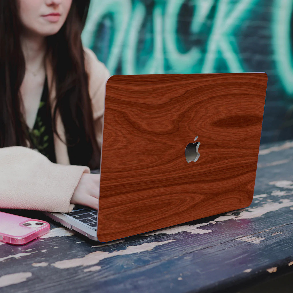 Taun Wood Macbook Case