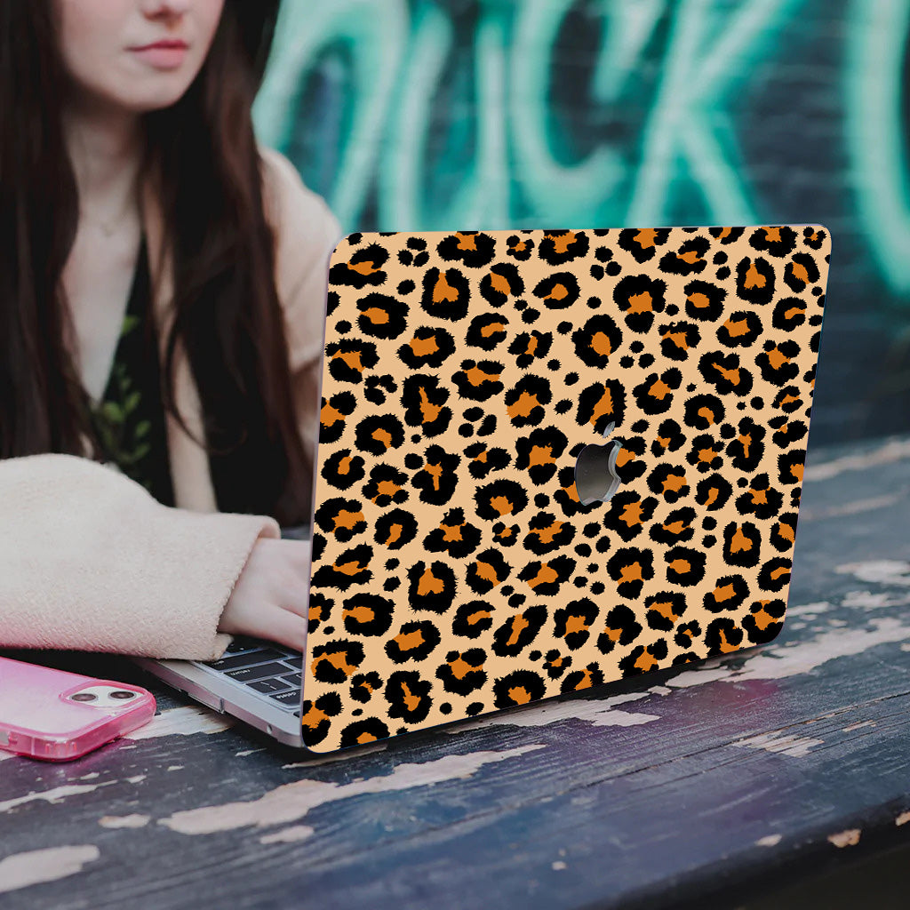 Wild Cheetah Macbook Case