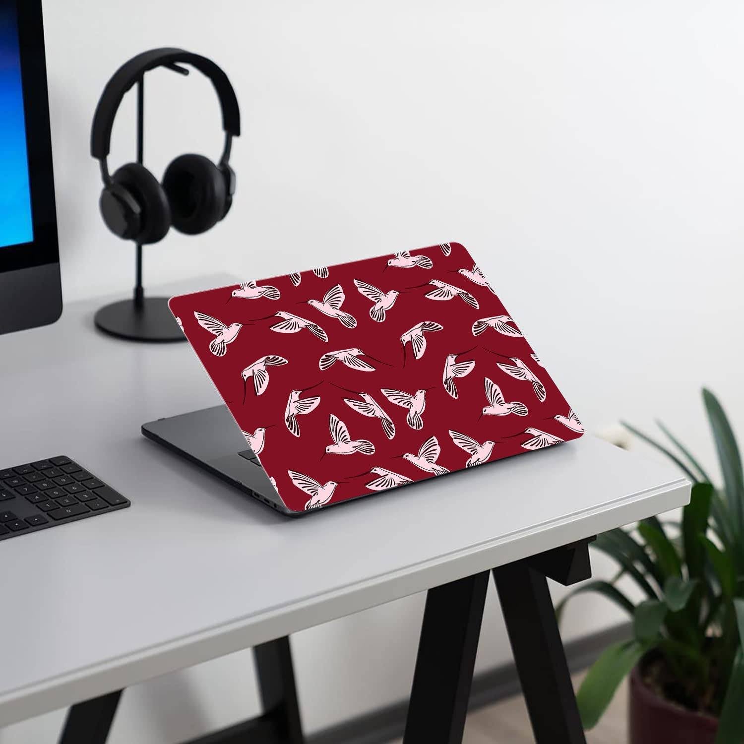 Hummingbird | Macbook case customizable Logo shines through - BELKCASE