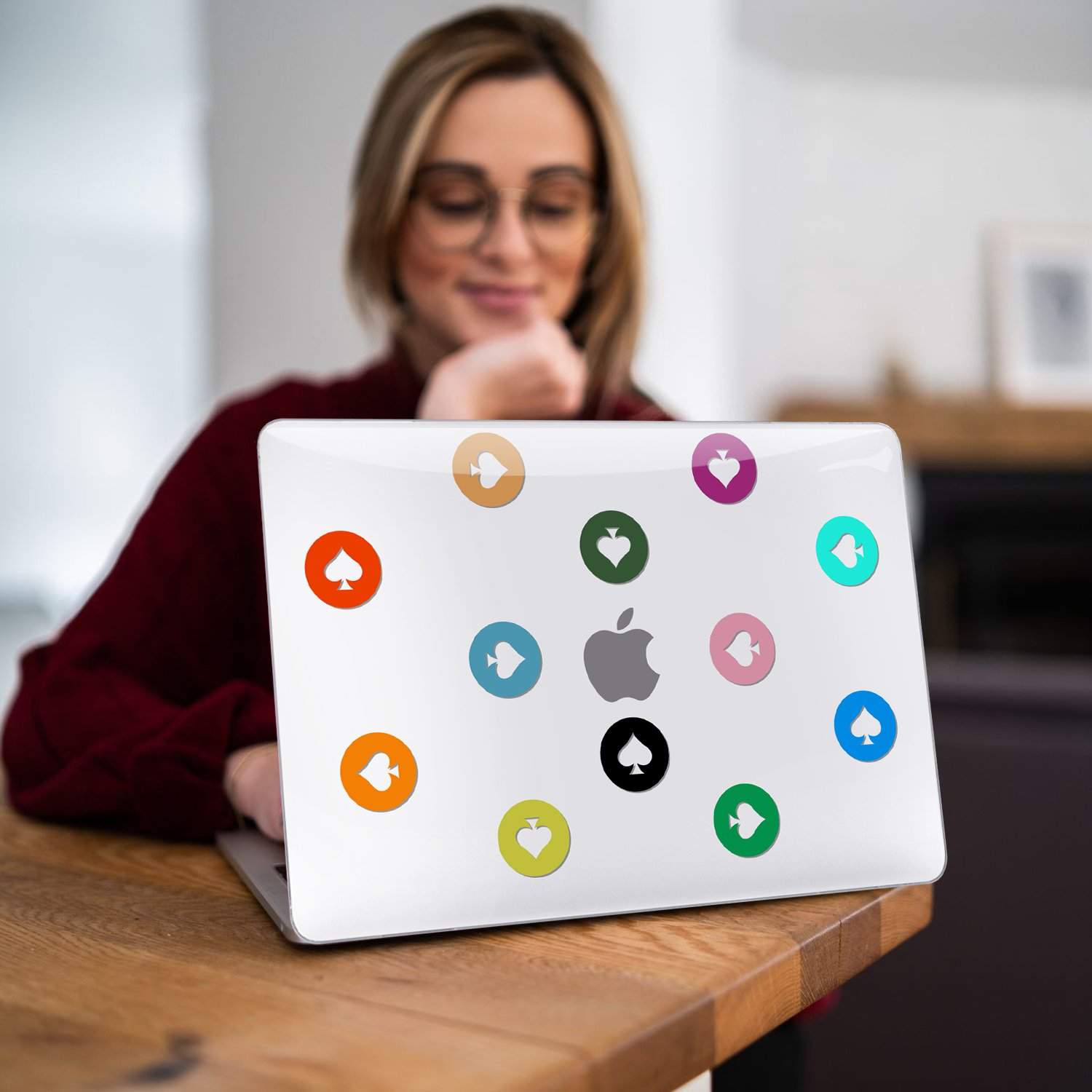 Painting MacBook Case with Multicolor Pattern