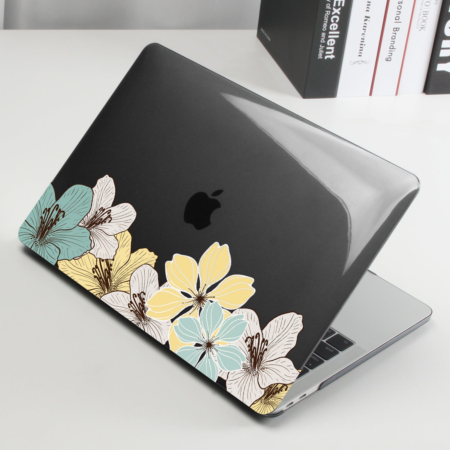 Half Leaf Love Macbook case